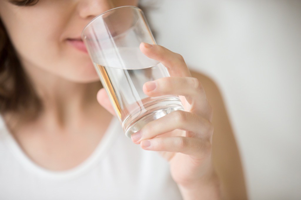 Debunking The Myth: Drinking Water Prevents Dry Skin
